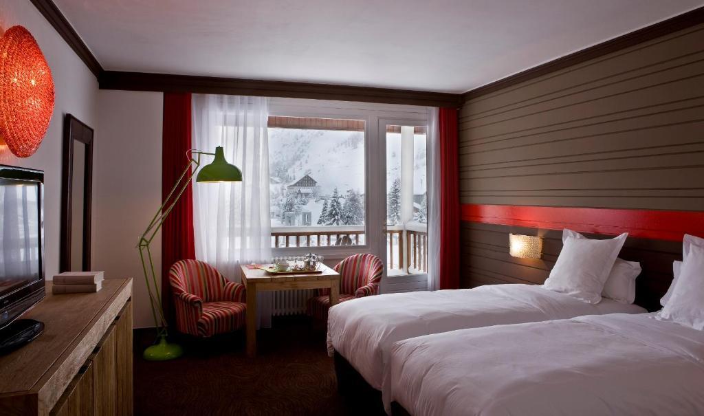 Hotel Ormelune Val d'Isere Ruang foto